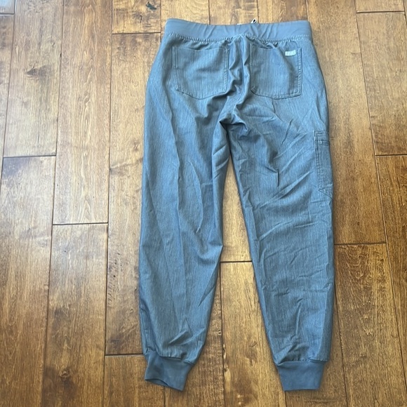 Figs Technical Collection Crop Scrub Joggers Size S/P - Picture 12 of 13